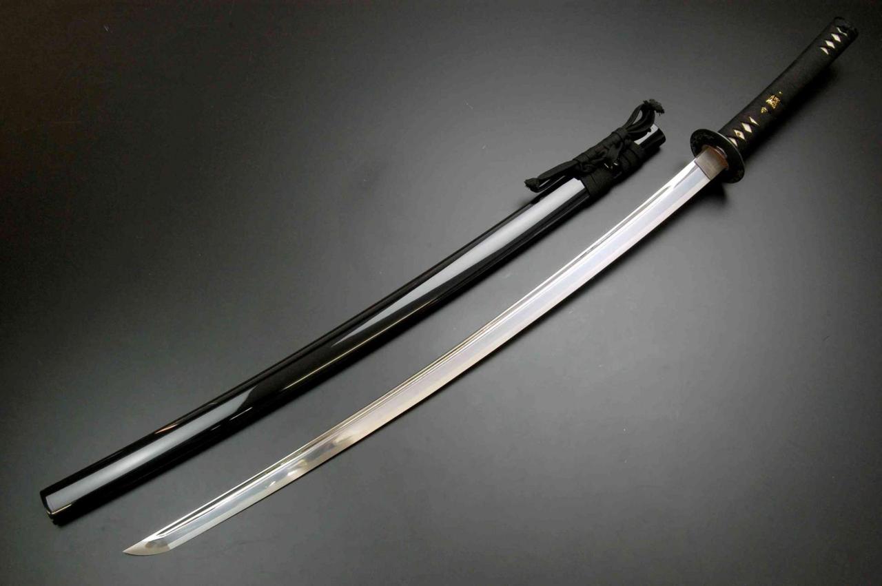          Japanese Samurai Katana Swords
48 Inches in total-length ( 38 Inches Steel-blade + 10 Inches Handle) 