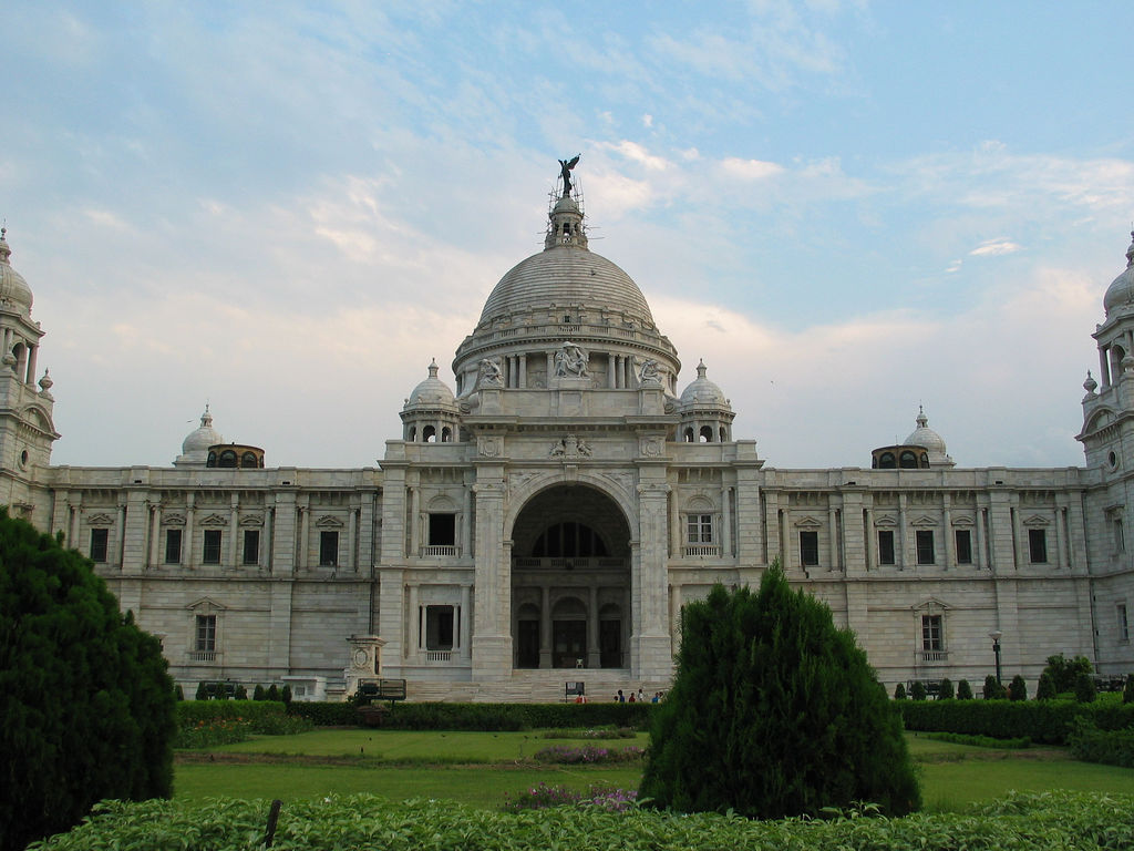 Calcutta ! First capitol of British India. VICTORIA MEMORIAL - was built in honour of, Her Majesty Her Royal Highness, the late Queen Victoria (1819 - 1901); the first 'Empress of British India'; the longest reign in the British monarchy.