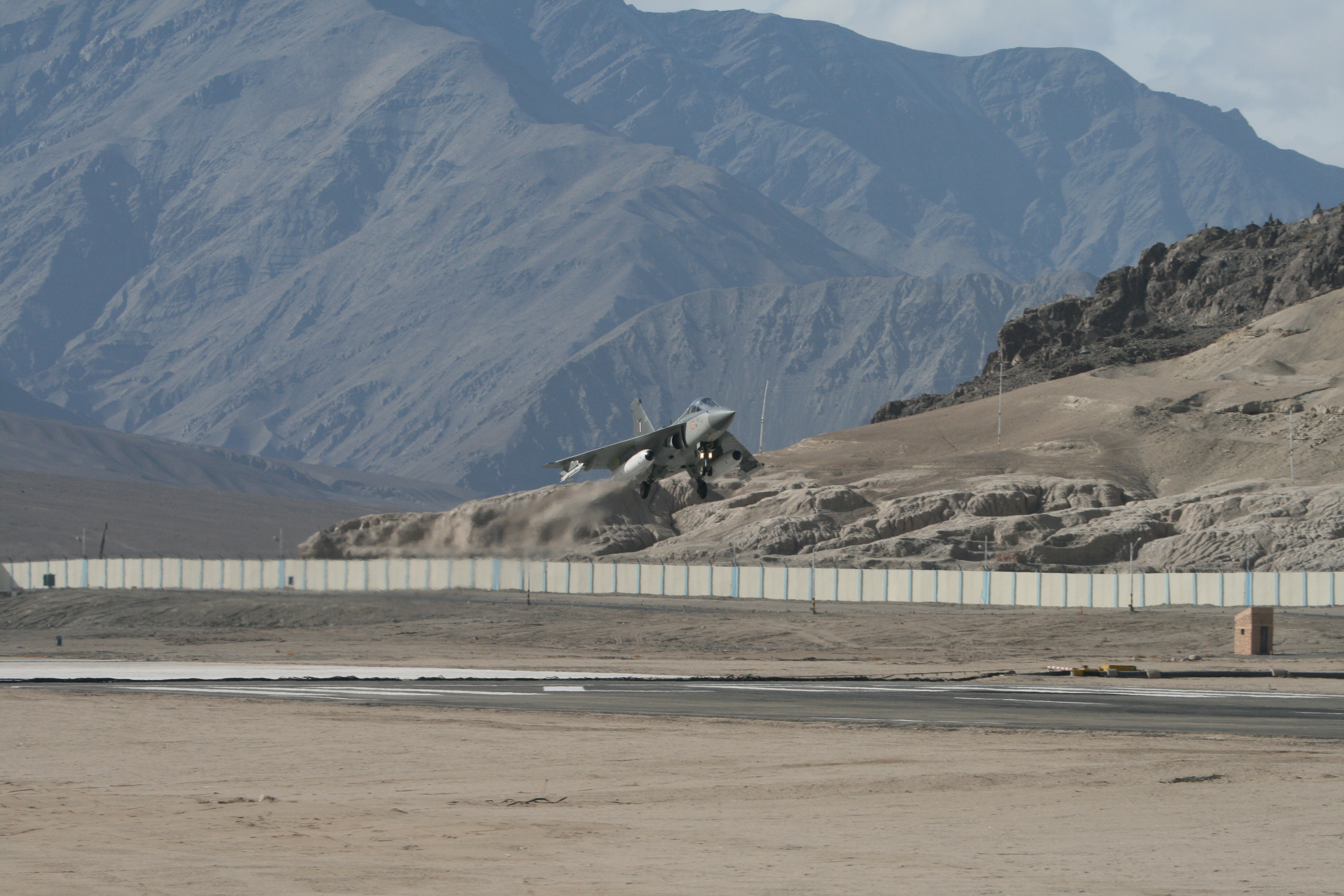 IAF_Light-Combat-Aircraft_at_Leh_Ladhak_Tibet_Border