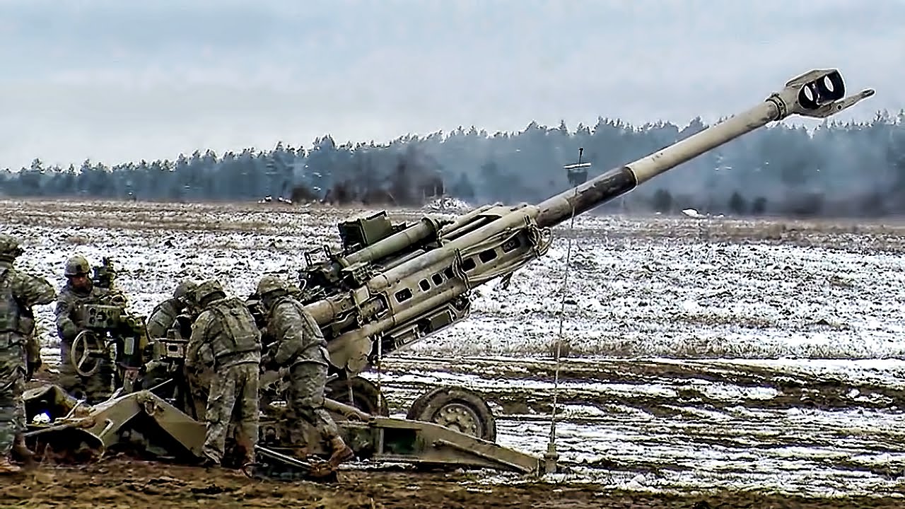 This is the latest BAE System's M777A2 Ultra Light Towed-Howitzer; equivalent of the Bofors FH77B. The M777A2 is manufactured by BAE in the United States now. It is an ULTRA-LIGHT towed howitzer of the same caliber; that can be airdropped for Airborne missions. India wants to buy 200 of these ultra-light howitzers from the United States immediately, for the Army Mountain-Divisions